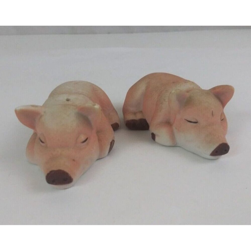 Vintage Artmark Ceramic Sleeping Pigs 1.25" Salt & Pepper Shakers